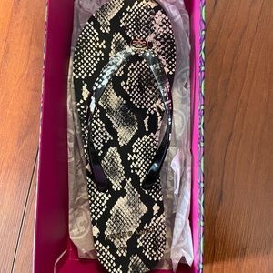 Tory Burch flip flops